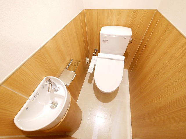 トイレ　ゆったりとした空間のトイレです