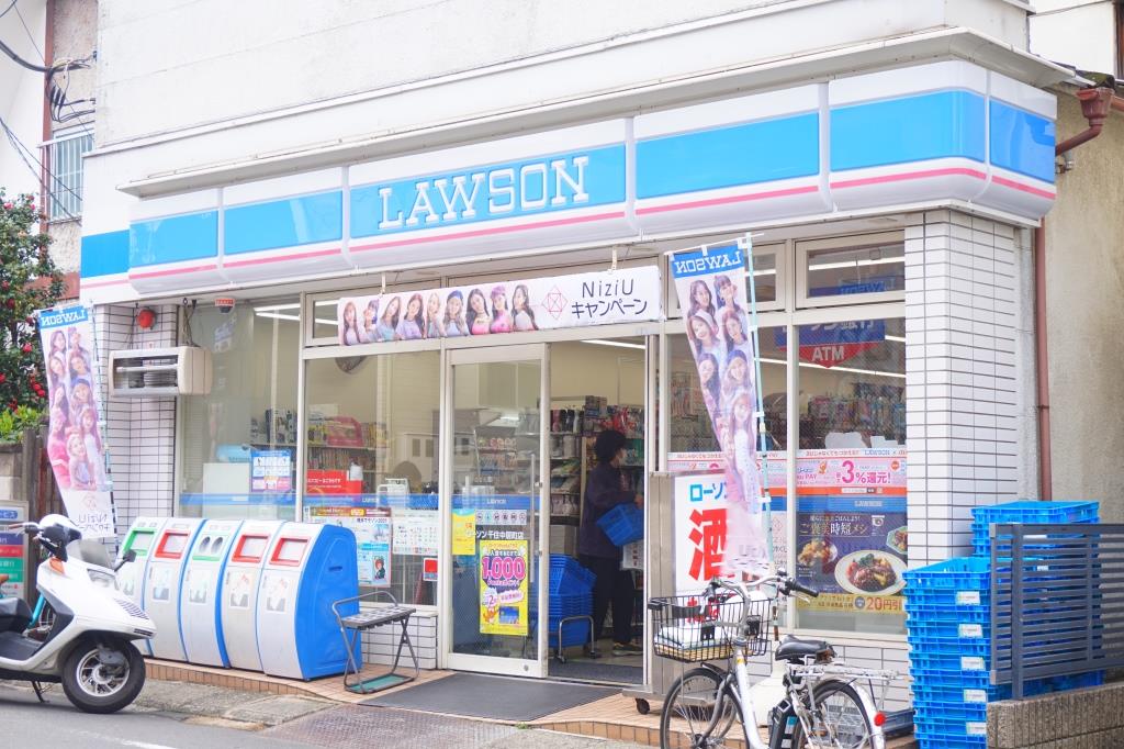 コンビニ　ローソン 千住中居町店（コンビニ）まで617m