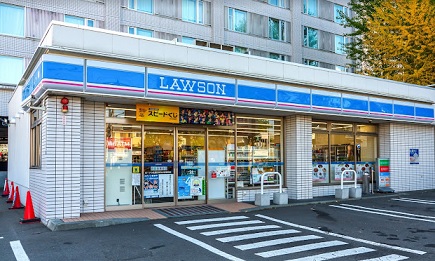 コンビニ　ローソン札幌ひばりが丘駅前店（コンビニ）まで136m