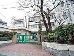 小学校　板橋区立上板橋小学校（小学校）まで420m