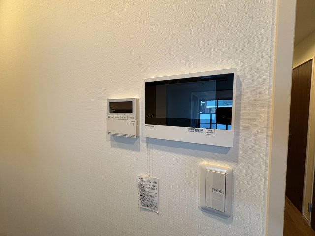 セキュリティ　モニター付きインターホン