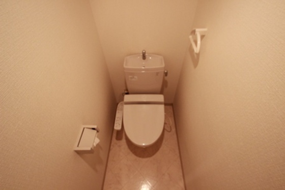 トイレ　※別部屋の写真です
