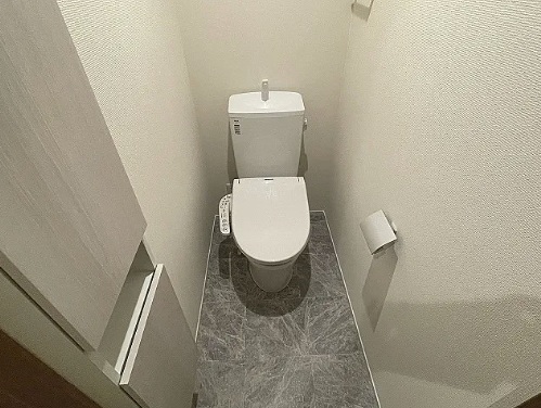 トイレ　※同建物の別のお部屋の写真です。