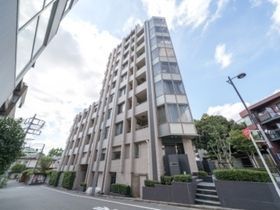 建物外観　落ち着いた雰囲気の外観です