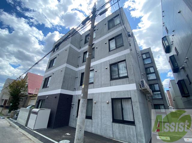 建物外観　札幌市北区麻生町「カレラ麻生」