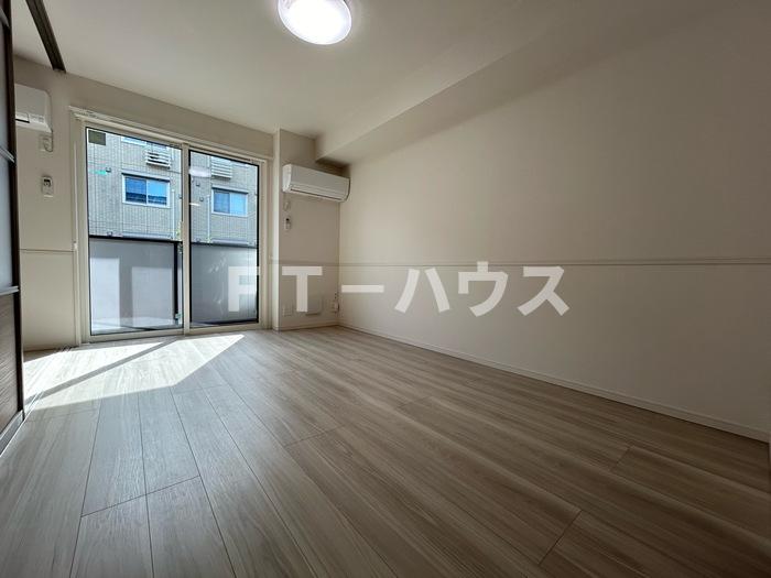 居室・リビング　リビング全景