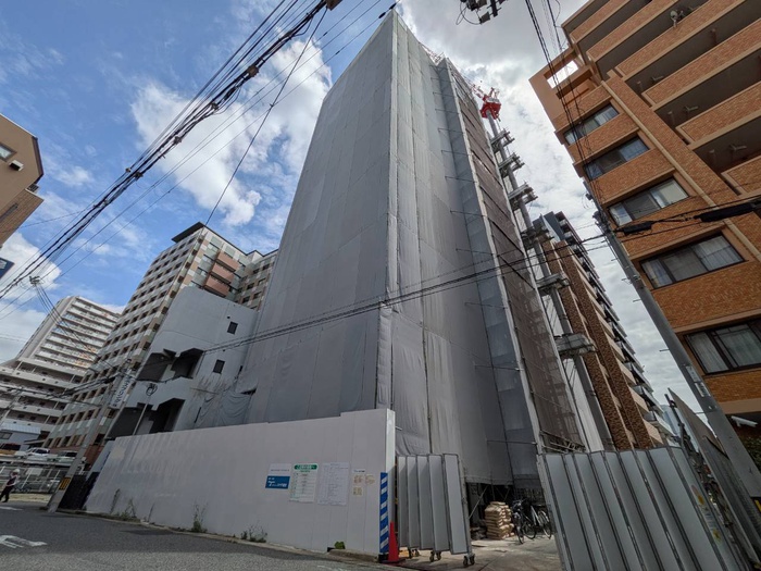 建物外観　建築中