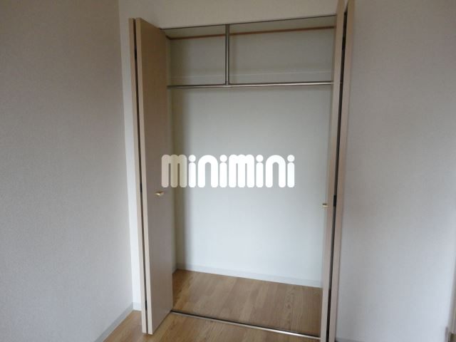 収納　６帖の洋室です