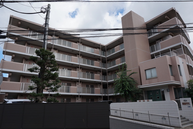シャンポール新城 弐番館