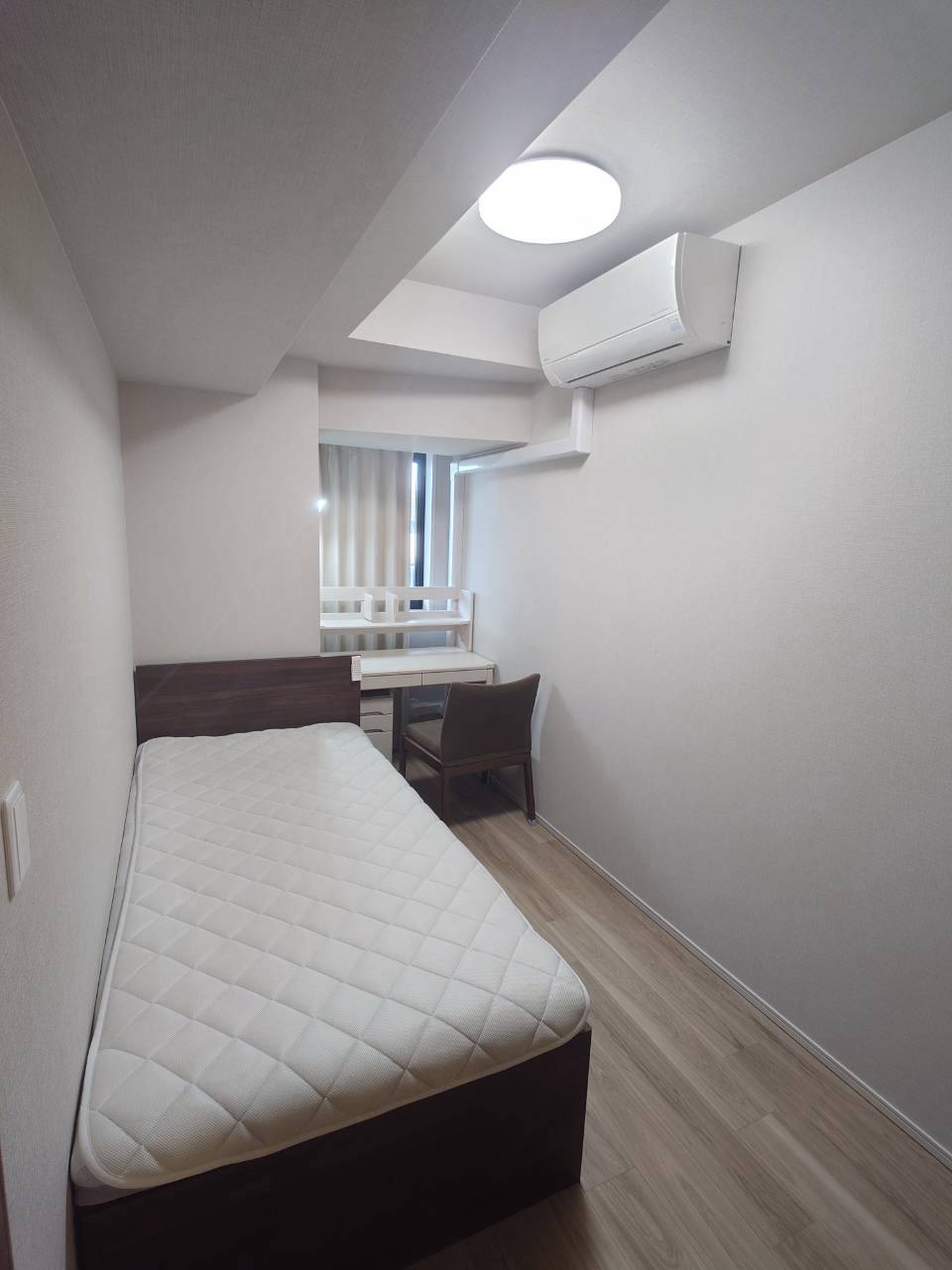 シーンズ上本町の内装写真