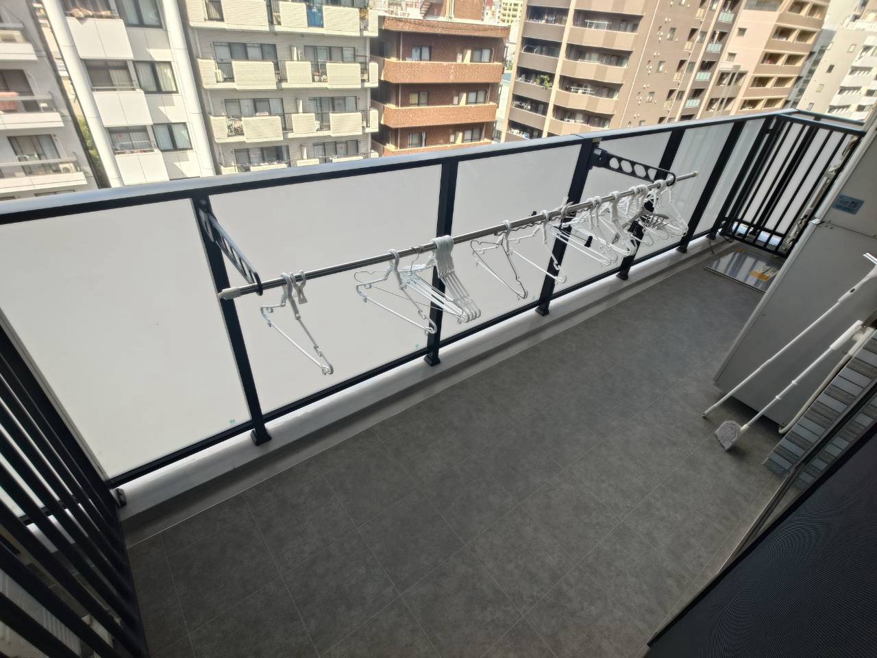 シーンズ上本町の内装写真