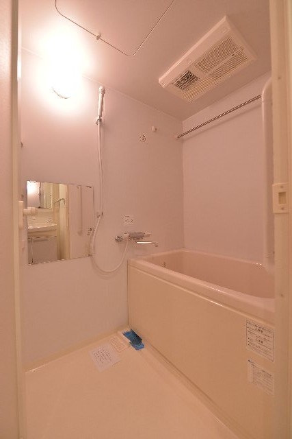 ＪＲ総武線 西船橋駅 徒歩10分 6階建 築19年の風呂写真