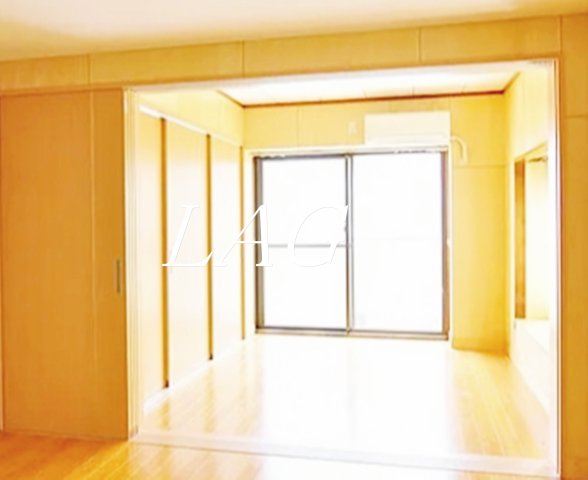 居室・リビング　洋室のお部屋です。