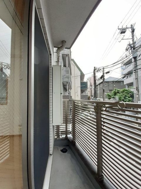 東急田園都市線 三軒茶屋駅 徒歩6分 6階建 築19年の内装写真