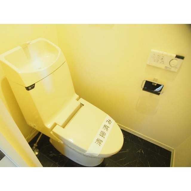 Pros Court IIIのトイレ写真