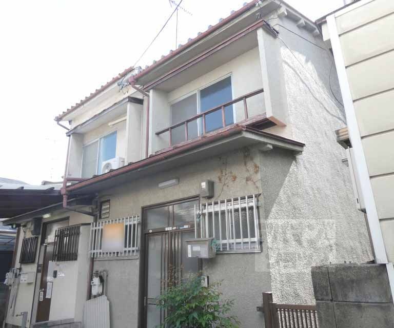 西九条豊田町11-3貸家