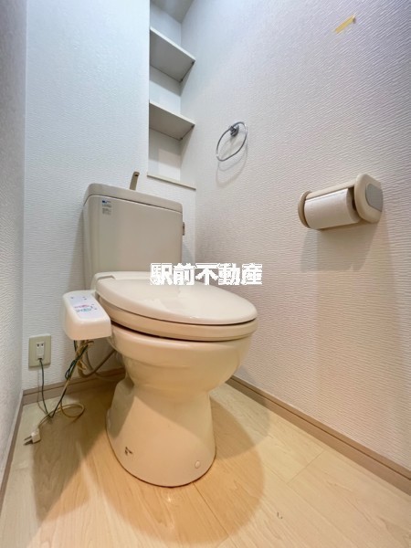 ＪＲ久大本線 南久留米駅 徒歩7分 3階建 築23年のトイレ写真