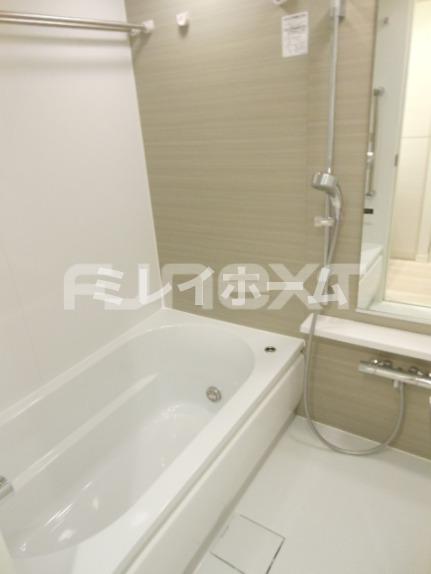バス・シャワールーム　同建物内、別のお部屋の参考写真になります。