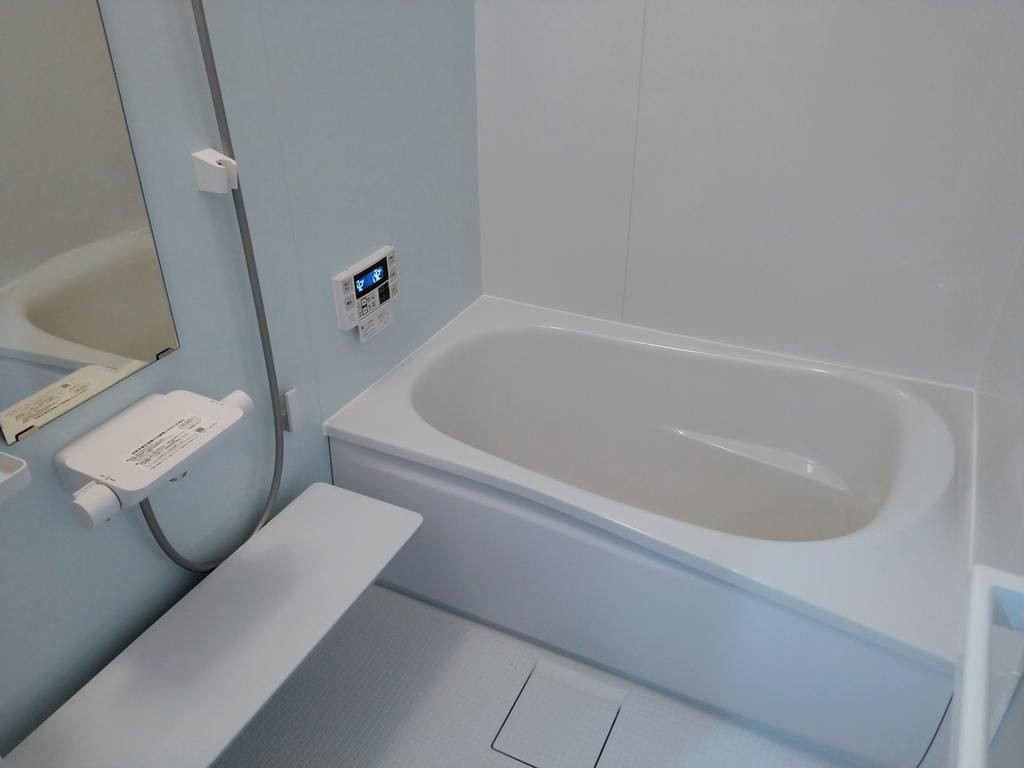 招提南町1丁目10-11 テラスハウスの風呂写真