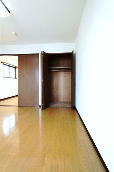 ロイヤル笹塚の内装写真