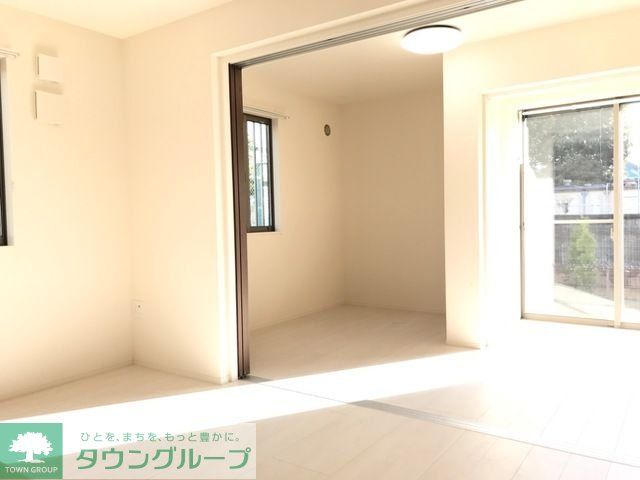 居室・リビング　タウンハウジング調布店まで♪
