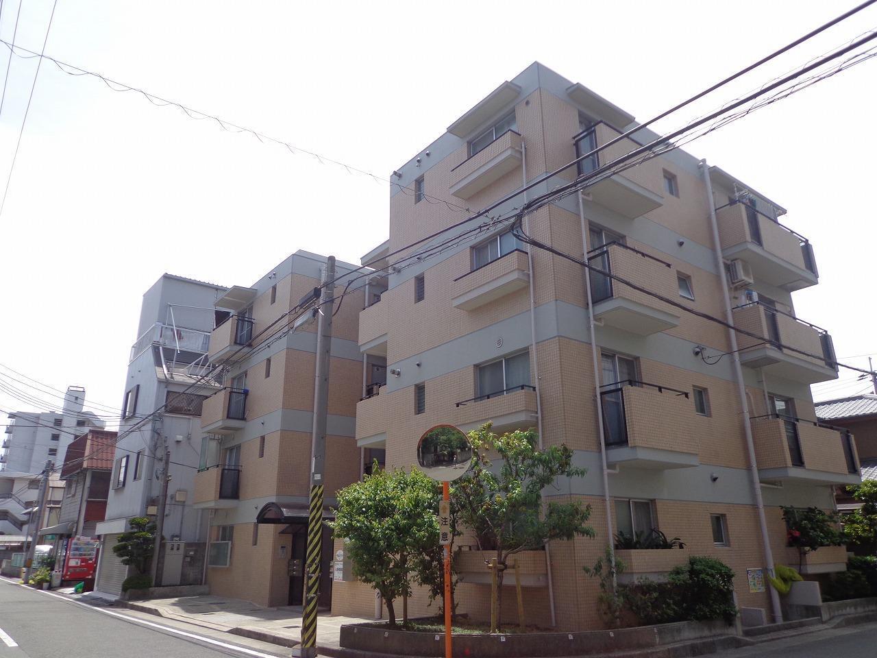 ロイヤル東園田の外観写真