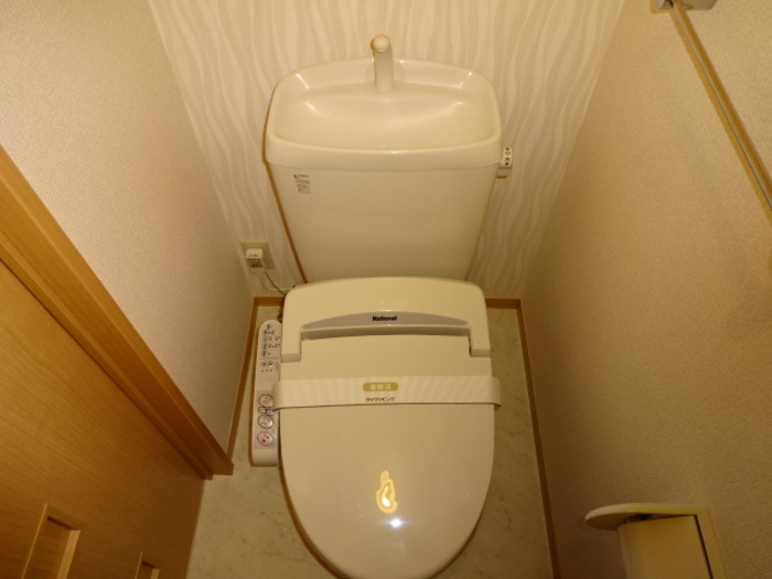 トイレ　※別部屋のイメージ写真です。