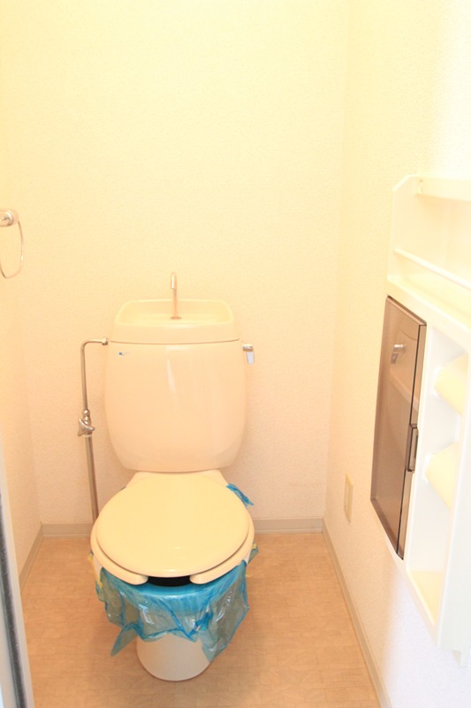 アルカディア百塚A棟のトイレ写真