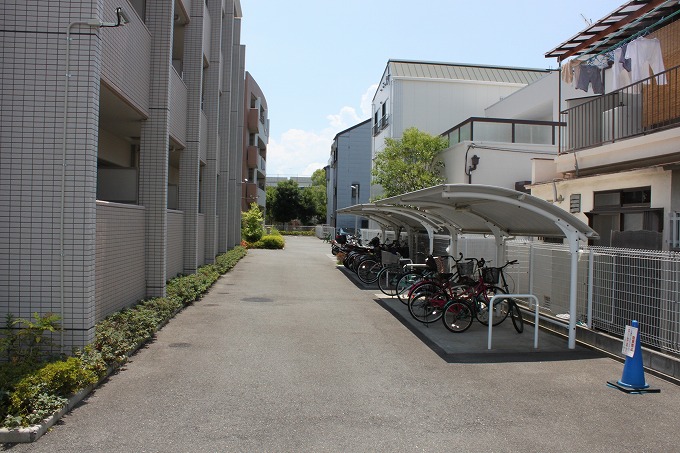 地下鉄谷町線 喜連瓜破駅 徒歩15分 4階建 築19年の外観写真