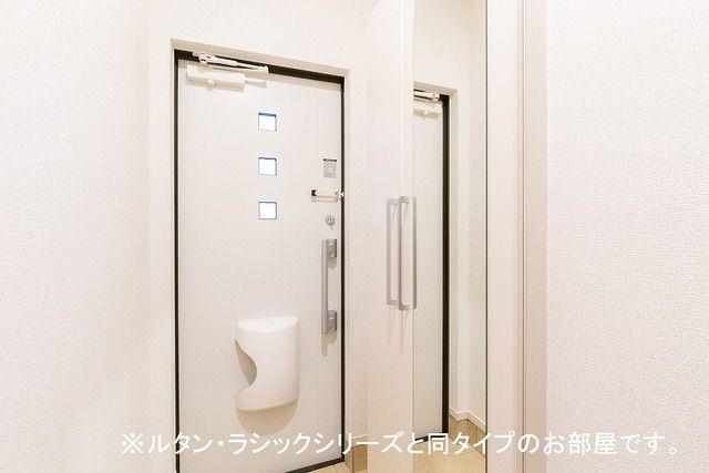 パレスKKの玄関写真