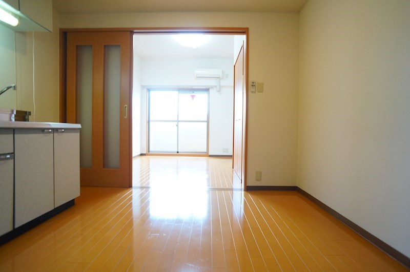 居室・リビング　※同建物・同タイプの写真です★