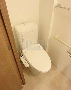 トイレ　※別部屋参考写真