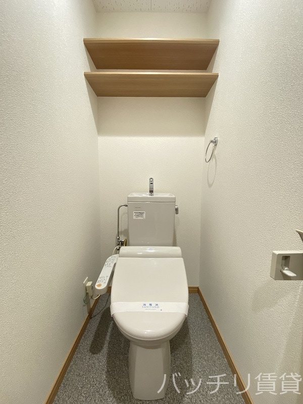 トイレ　※同マンション別部屋写真のため、現状優先。
