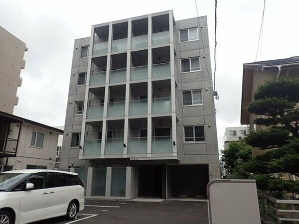 地下鉄南北線 北２４条駅 徒歩3分 築10年