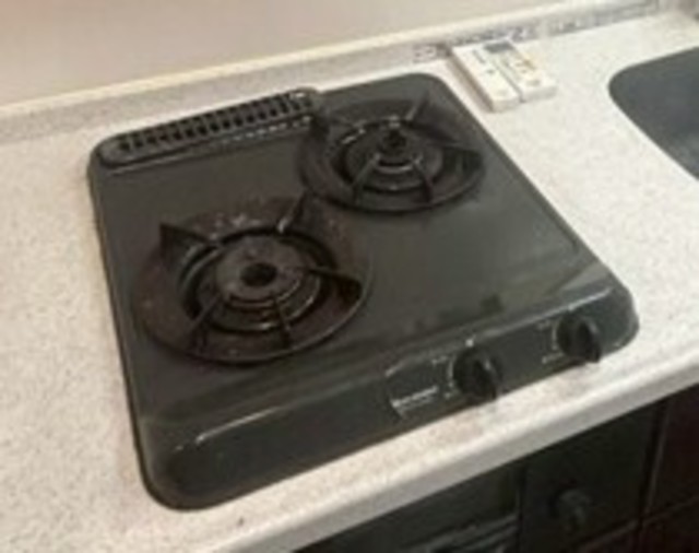 キッチン　コンロ設置済み