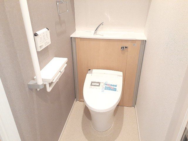 ユニ・エルマーナのトイレ写真