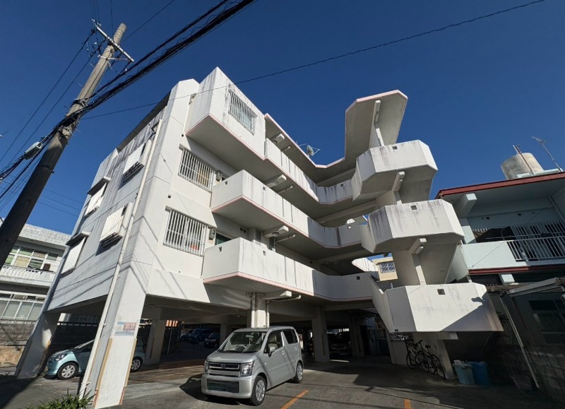 建物外観　【募集中のお部屋】４０２号室