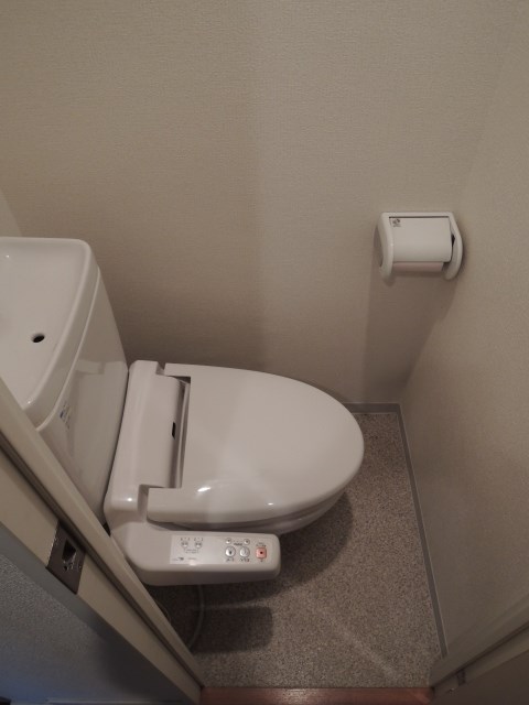 トイレ　※別室参考写真
