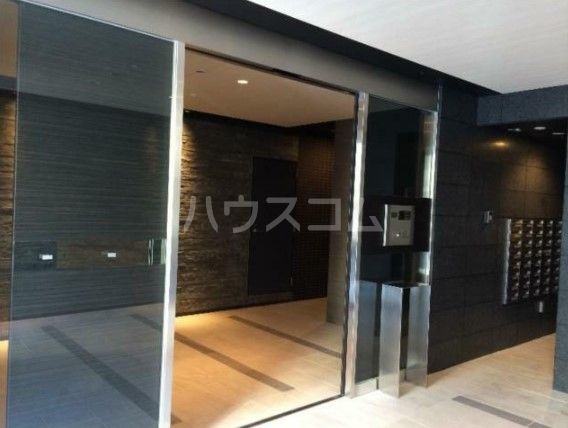 メインステージ武蔵関駅前の外観写真