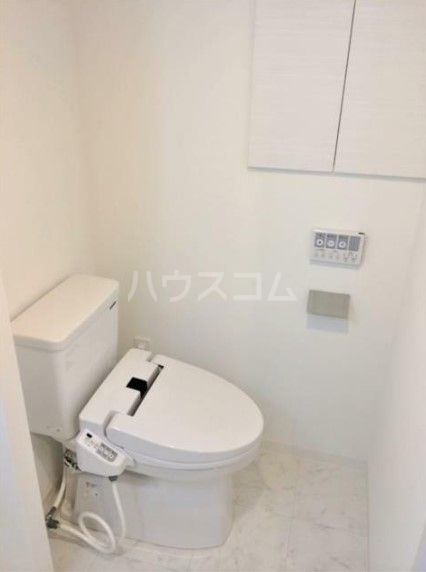メインステージ武蔵関駅前のトイレ写真