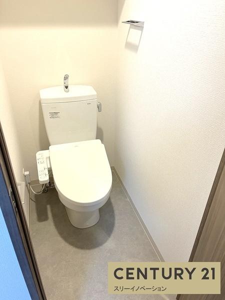 EC難波WEST-SIDE8エクシーナのトイレ写真