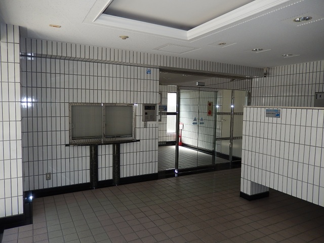 エントランス　広いエントランス