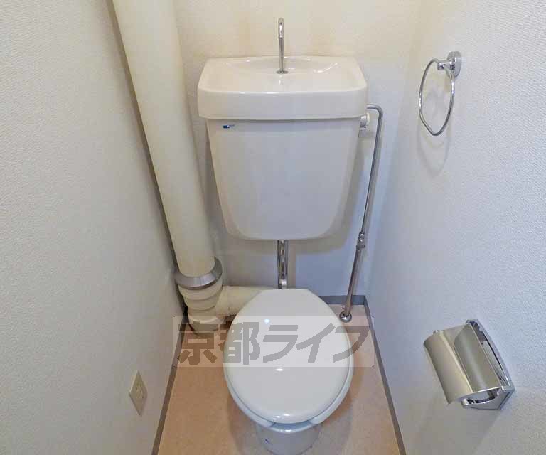 トイレ　清潔感のあるトイレです。