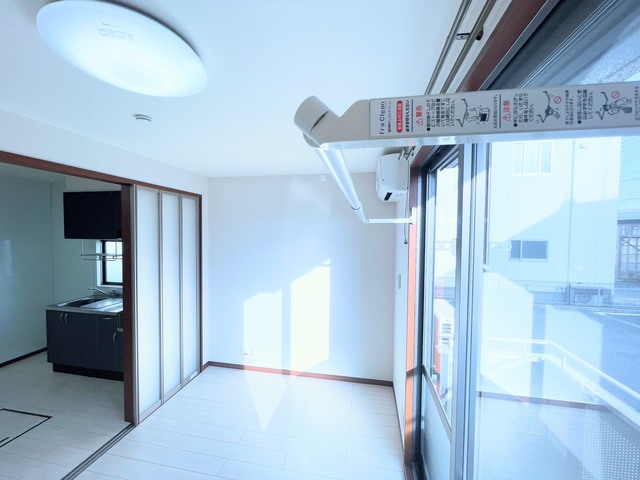 その他設備　室内物干し