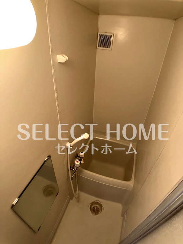 バス・シャワールーム　お風呂です