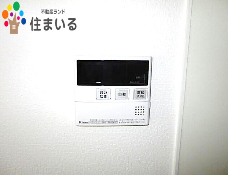 コンビニ　ファミリーマート刈谷築地町店（コンビニ）まで831m