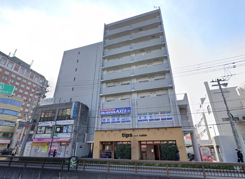 草津市西大路町のマンションの建物外観