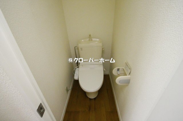【座間市緑ケ丘のアパートのトイレ】