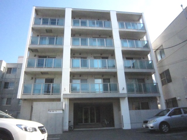 北海道札幌市中央区南七条西１４（マンション）の賃貸物件の外観