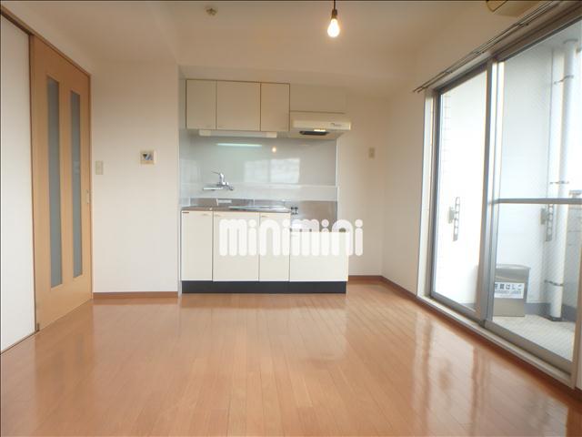 居室・リビング　明るいキッチンです。